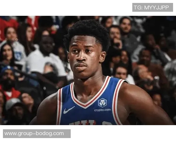 埃奇库姆20岁162天创76人队史最年轻45球员新纪录