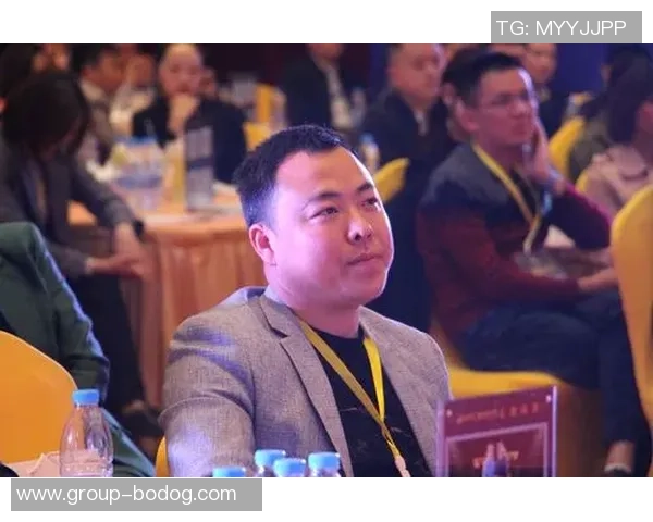 拉拉维亚解析卢卡领导魅力让人自发追随的深厚影响力 拉拉维亚解析卢卡领导魅力让人自发追随的深厚影响力