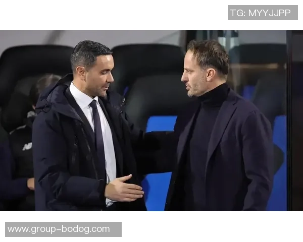 比萨主帅吉拉迪诺因庆祝绝平球扭伤脚踝情绪激动