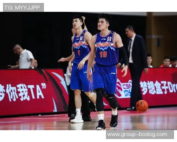 在家乡长沙参赛于德豪邀请全队共享正宗湖南美食盛宴