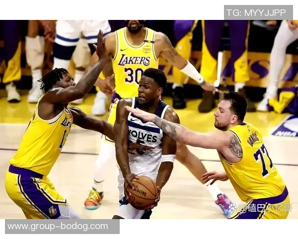 里夫斯谈比赛领先优势森林狼反击强劲让人倍感压力